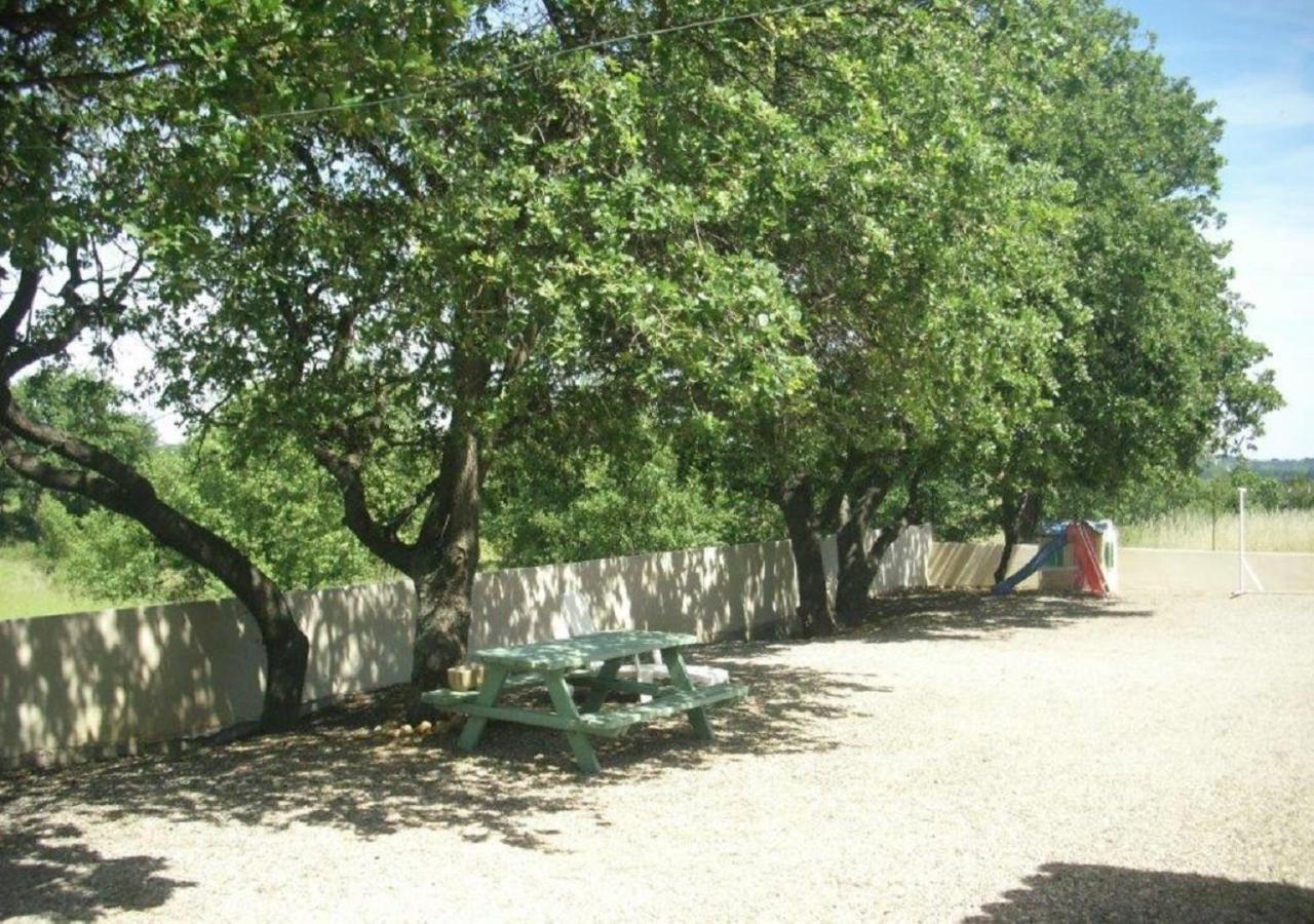 Les Chenes De Da-Li Bed & Breakfast Lezignan-la-Cebe Exterior foto