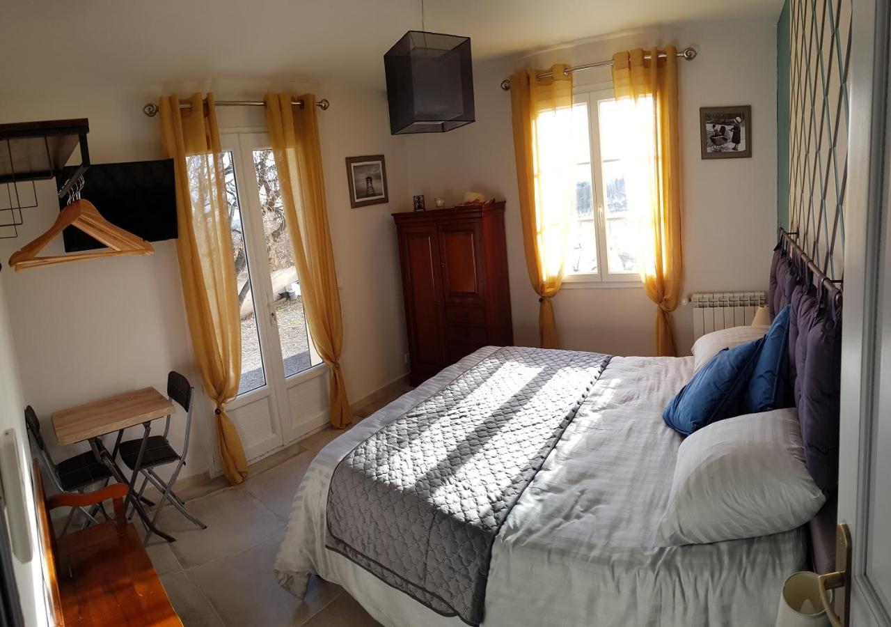Les Chenes De Da-Li Bed & Breakfast Lezignan-la-Cebe Exterior foto